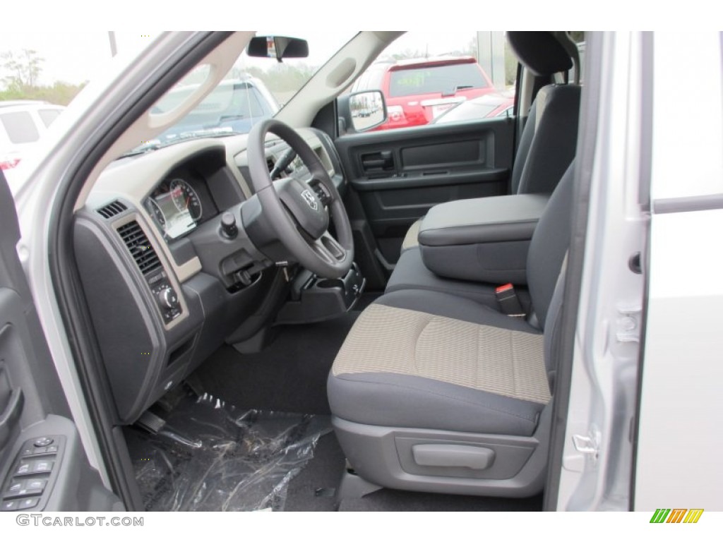 2012 Ram 1500 Express Quad Cab - Bright Silver Metallic / Dark Slate Gray/Medium Graystone photo #12