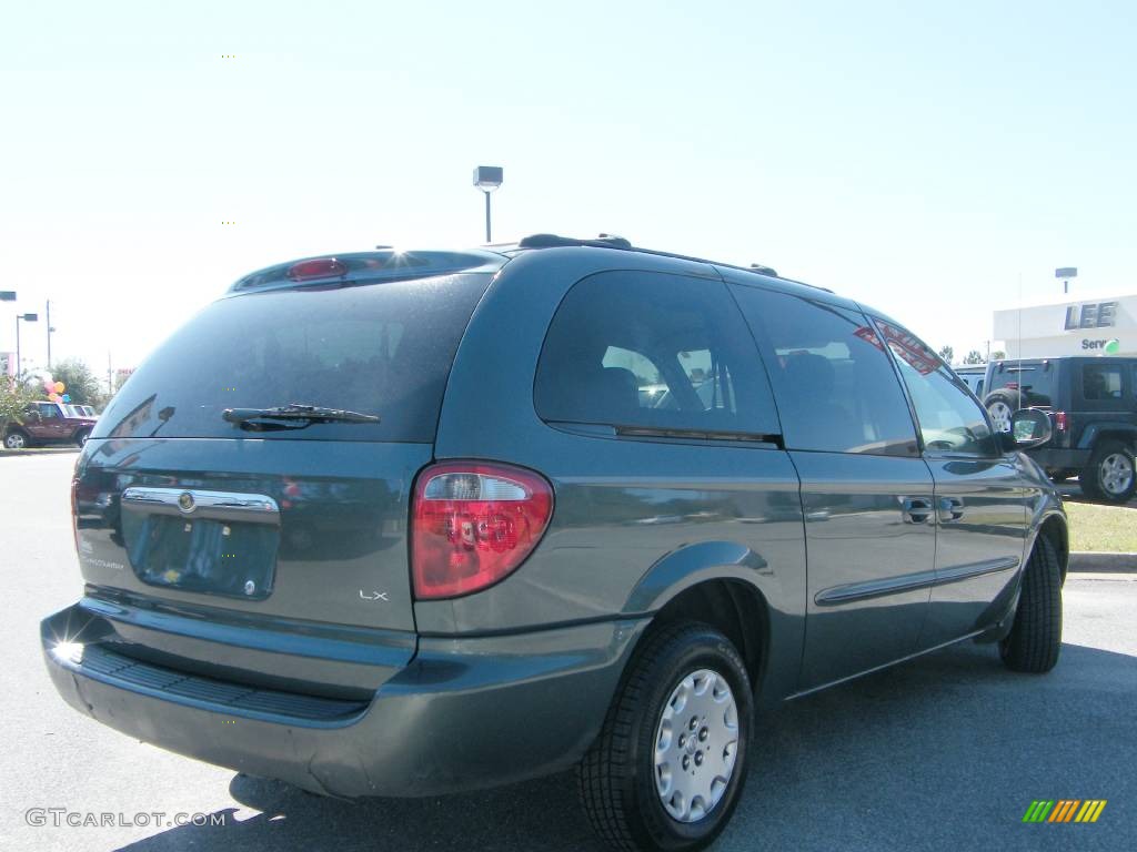 2003 Town & Country LX - Onyx Green Pearl / Taupe photo #5