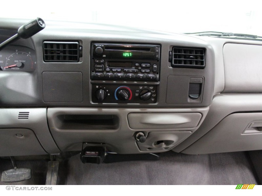 2001 Ford F350 Super Duty XLT Crew Cab Dually Controls Photos