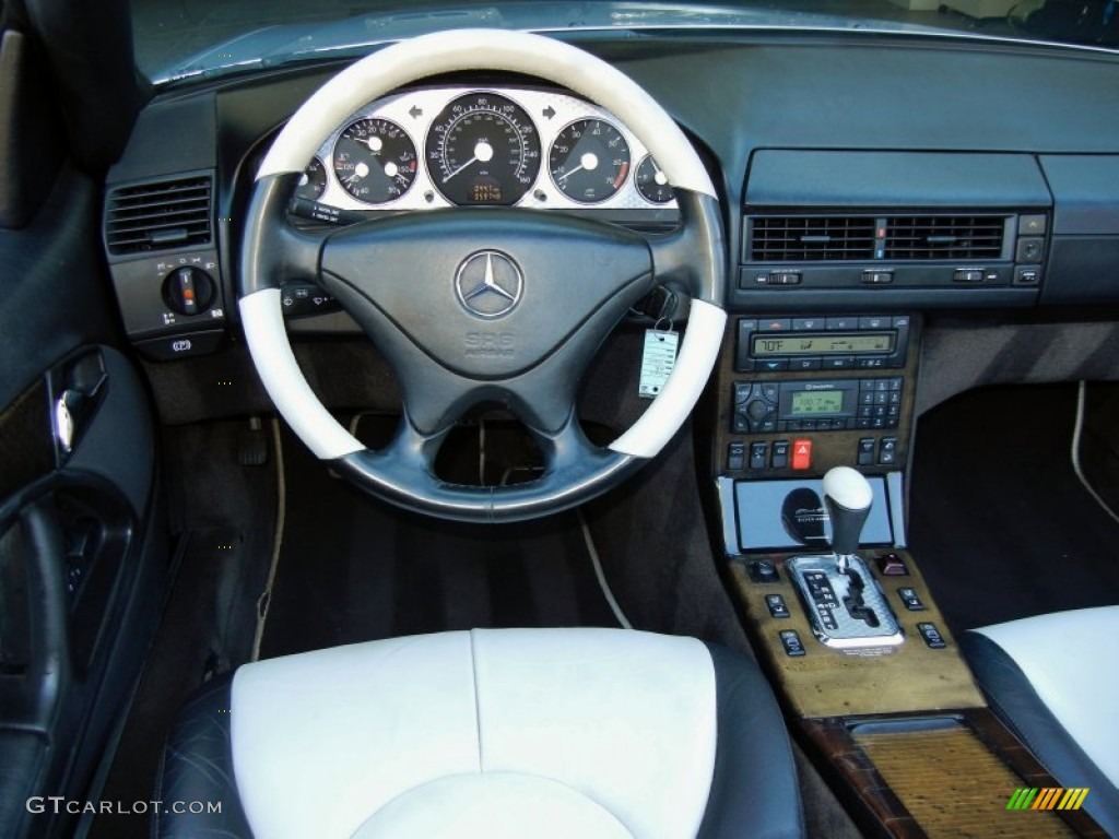 2002 Mercedes-Benz SL 500 Roadster Silver/Black Dashboard Photo #58972783