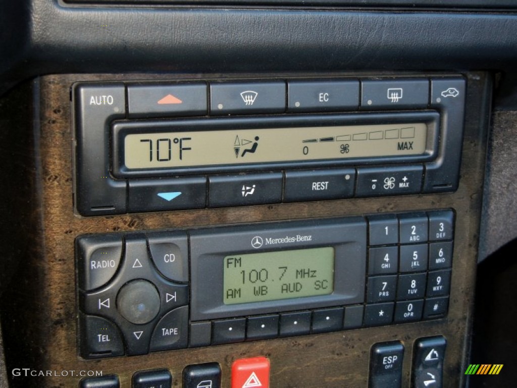 2002 Mercedes-Benz SL 500 Roadster Controls Photo #58972858
