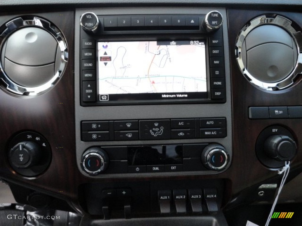 2012 F250 Super Duty Lariat Crew Cab 4x4 - White Platinum Metallic Tri-Coat / Adobe photo #24