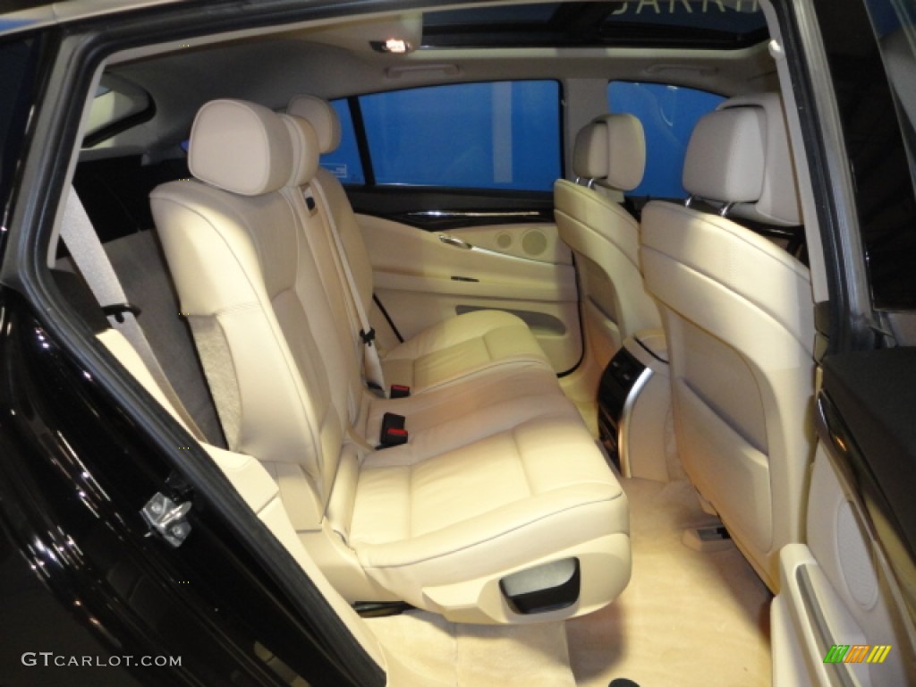 Venetian Beige Interior 2011 BMW 5 Series 535i xDrive Gran Turismo Photo #58984342
