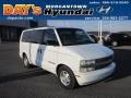 Ivory White 2001 Chevrolet Astro LS AWD Passenger Van