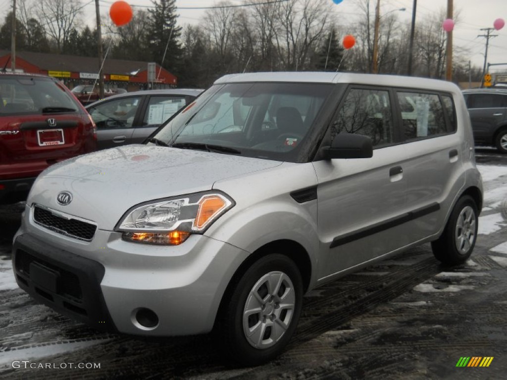 Bright Silver Kia Soul