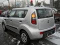 2010 Bright Silver Kia Soul 1.6  photo #12