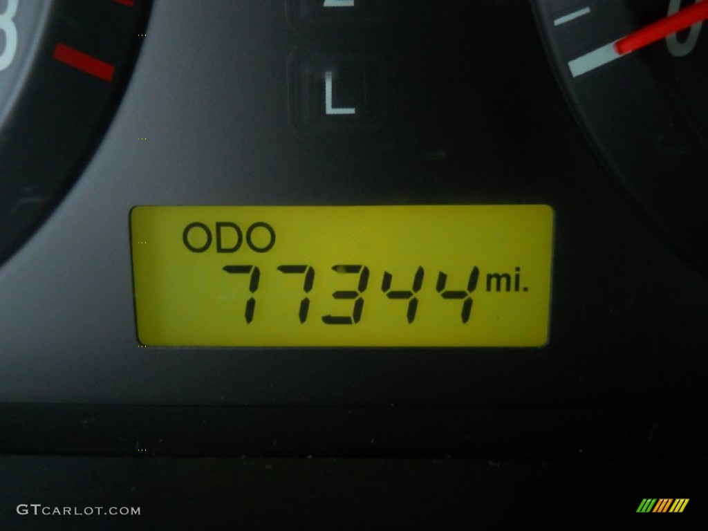 2004 Elantra GLS Sedan - Black Obsidian / Gray photo #3