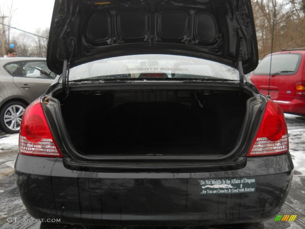 2004 Elantra GLS Sedan - Black Obsidian / Gray photo #6
