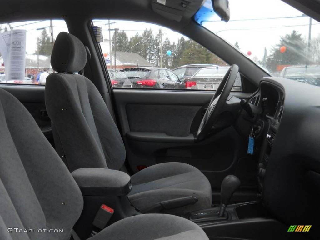 2004 Elantra GLS Sedan - Black Obsidian / Gray photo #7
