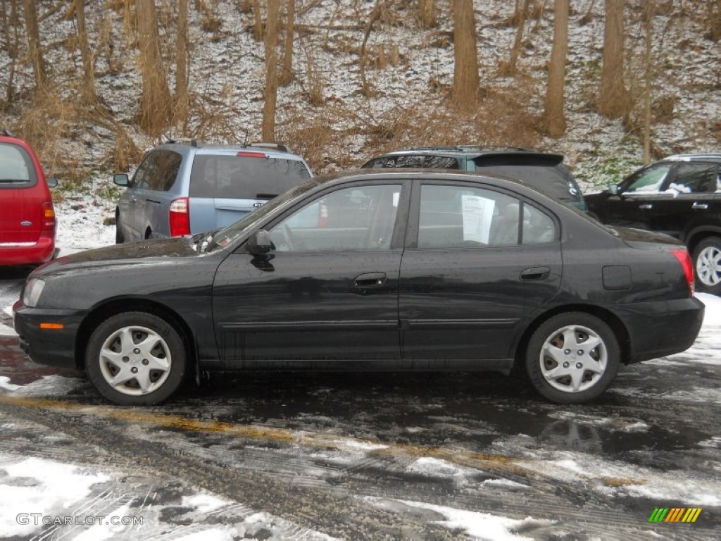 2004 Elantra GLS Sedan - Black Obsidian / Gray photo #11