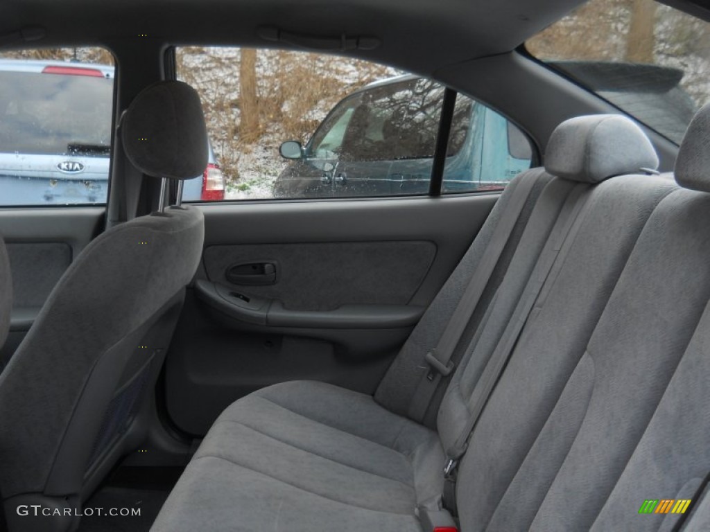 2004 Elantra GLS Sedan - Black Obsidian / Gray photo #16