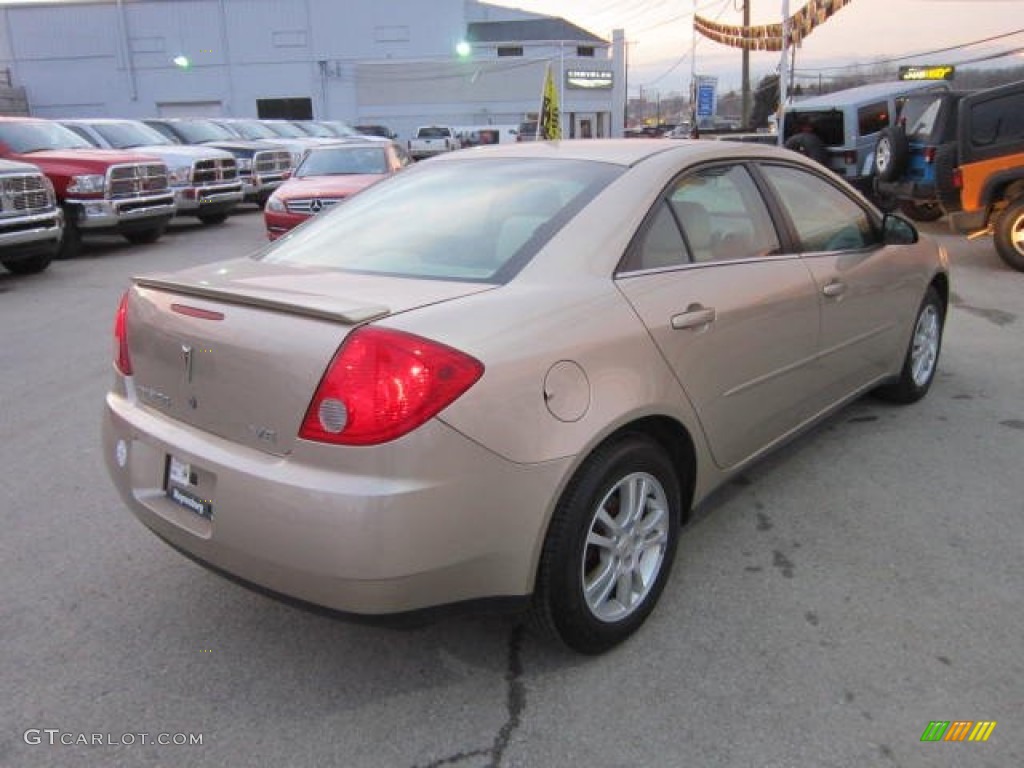 2006 G6 V6 Sedan - Sedona Beige Metallic / Light Taupe photo #5