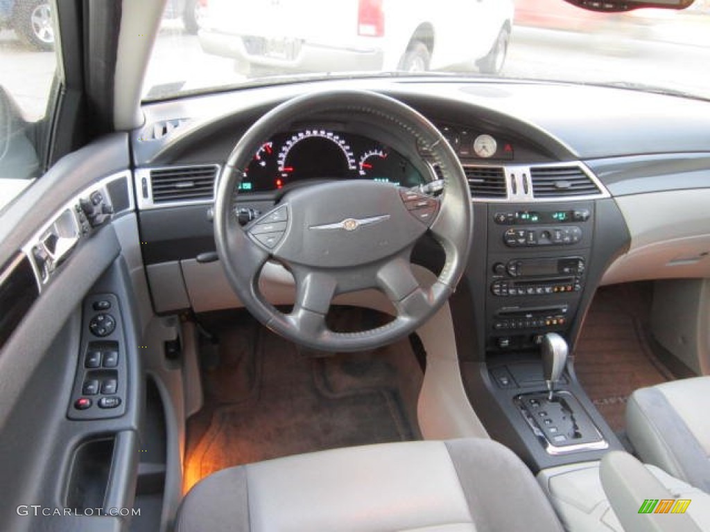 2008 Chrysler Pacifica Touring AWD Dashboard Photos
