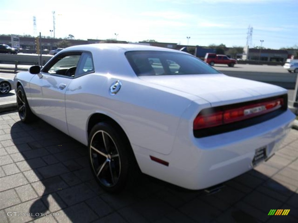 2011 Challenger Rallye - Bright White / Dark Slate Gray photo #8