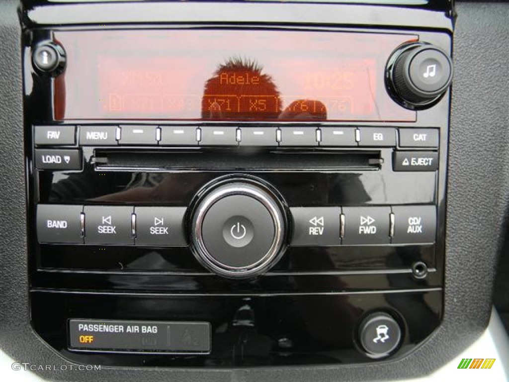2008 Saturn Sky Red Line Roadster Audio System Photo #58991254