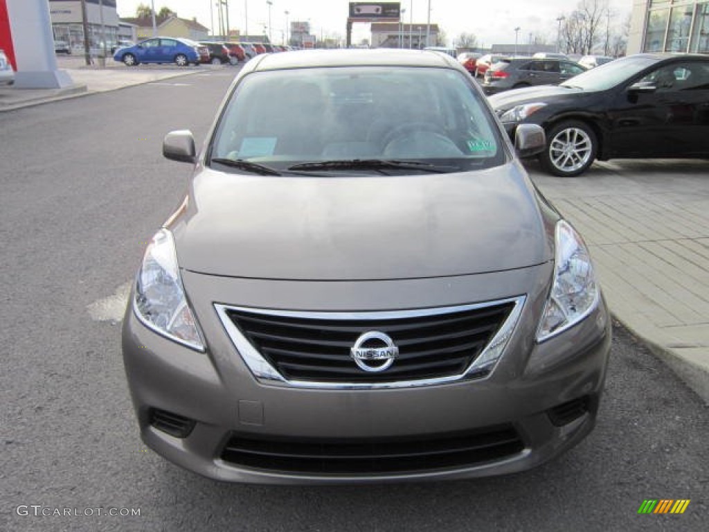 2012 Versa 1.6 SV Sedan - Titanium Metallic / Charcoal photo #2