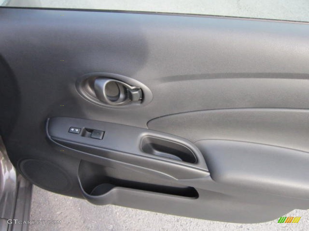 2012 Versa 1.6 SV Sedan - Titanium Metallic / Charcoal photo #11