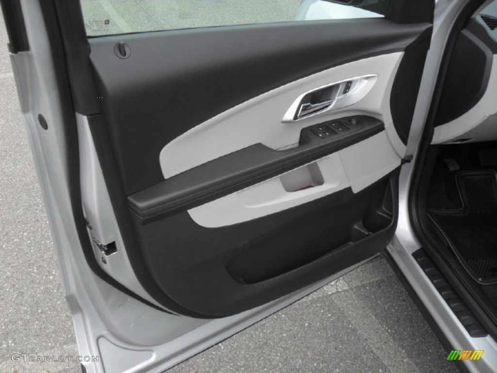 2012 Equinox LS - Silver Ice Metallic / Light Titanium/Jet Black photo #8