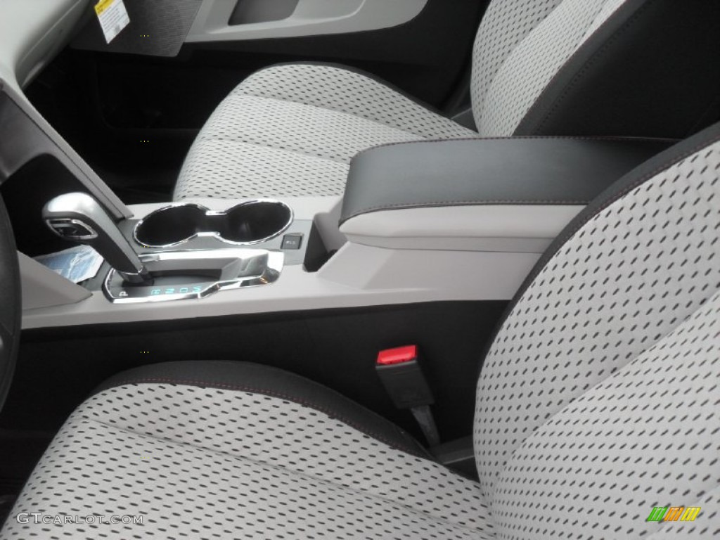 2012 Equinox LS - Silver Ice Metallic / Light Titanium/Jet Black photo #9