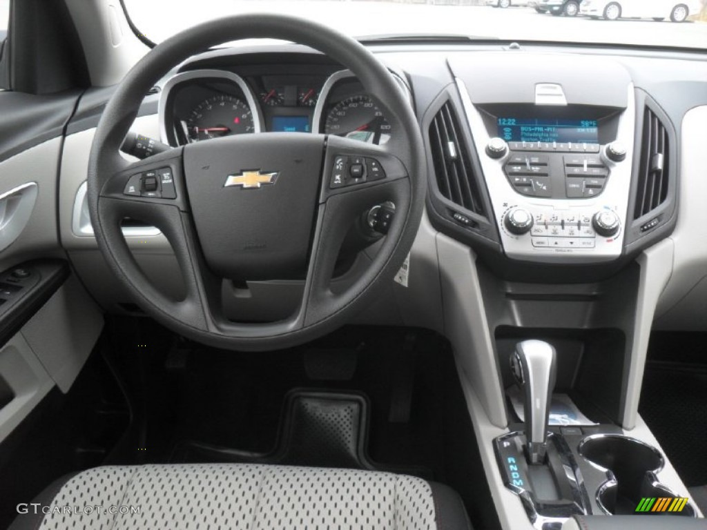 2012 Equinox LS - Silver Ice Metallic / Light Titanium/Jet Black photo #14