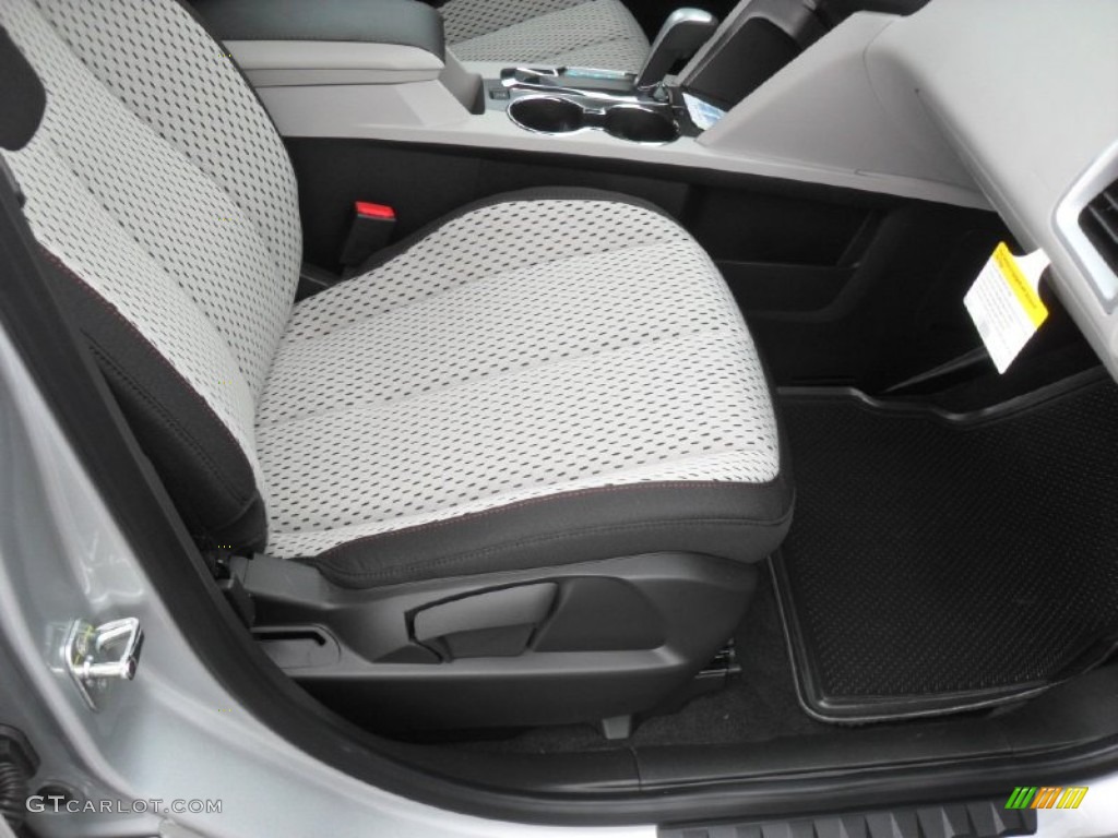 2012 Equinox LS - Silver Ice Metallic / Light Titanium/Jet Black photo #18