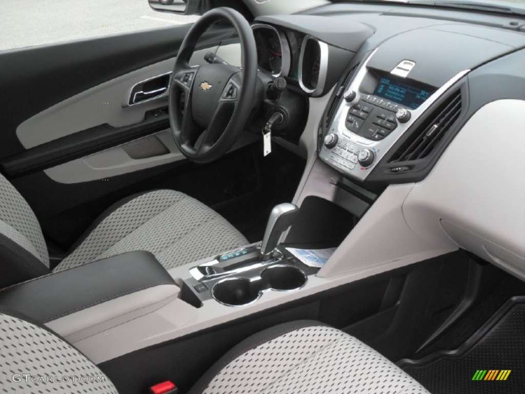 2012 Equinox LS - Silver Ice Metallic / Light Titanium/Jet Black photo #19