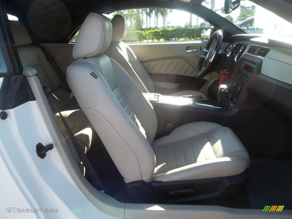 2011 Mustang V6 Premium Convertible - Performance White / Stone photo #20