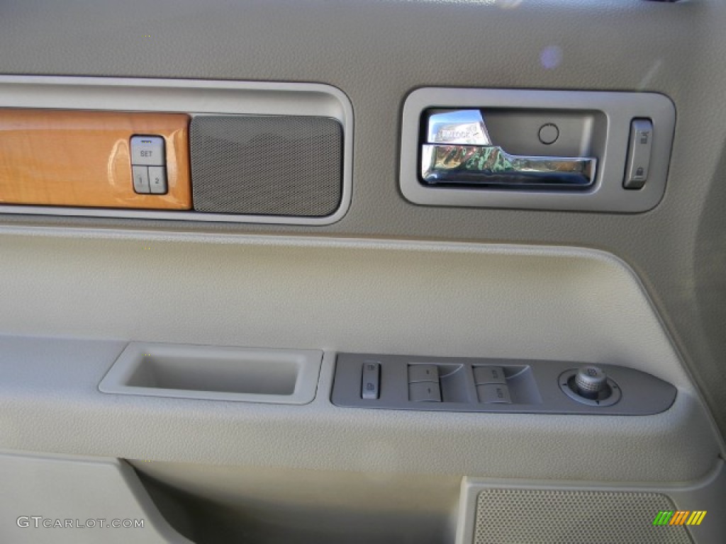 2006 Zephyr  - Dune Pearl Metallic / Sand photo #11