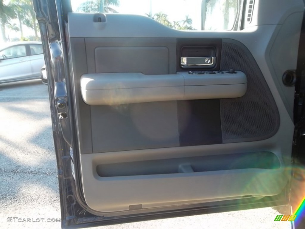 2005 F150 XLT SuperCrew - True Blue Metallic / Medium Flint Grey photo #16