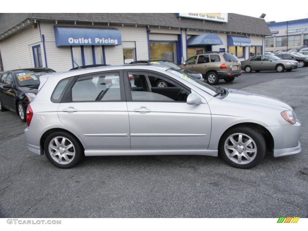 2006 Spectra Spectra5 Hatchback - Clear Silver / Gray photo #4