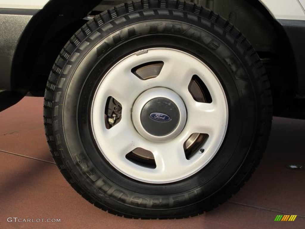2004 Ford Expedition XLS Wheel Photo #58997329