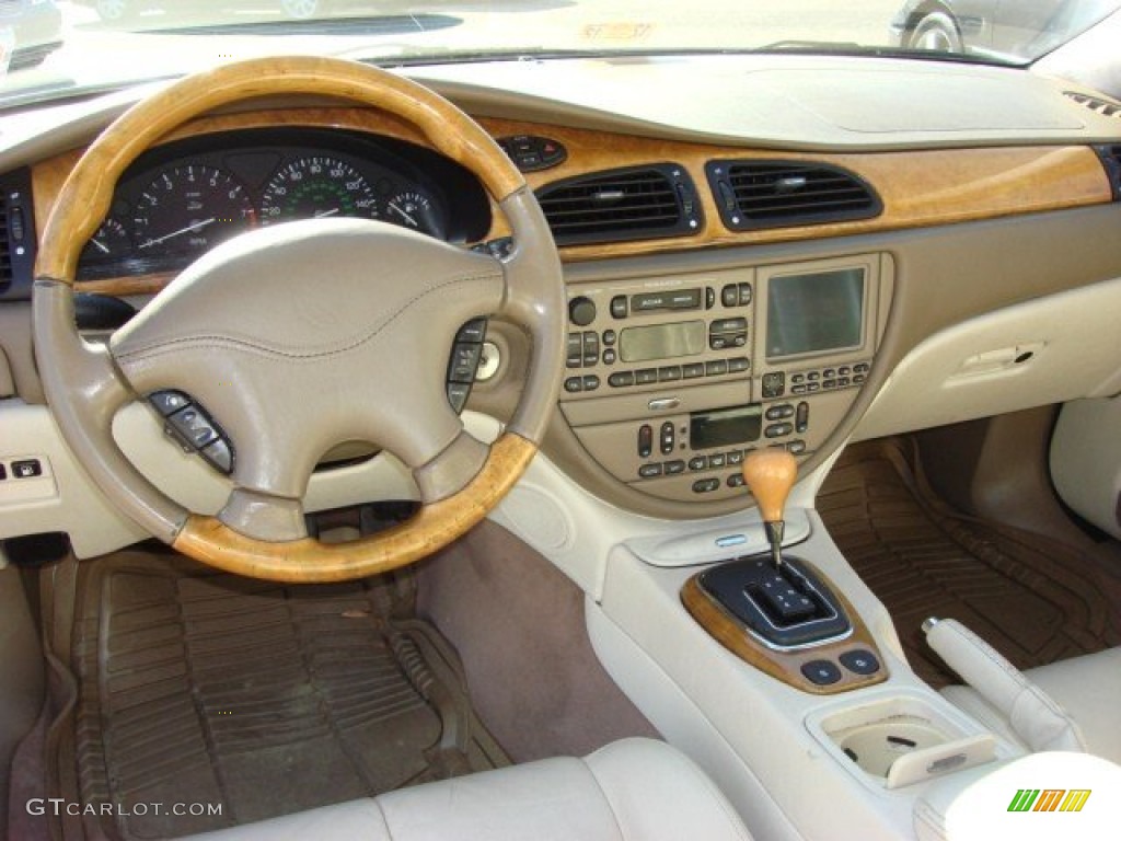 2000 Jaguar S-Type 4.0 Cashmere Dashboard Photo #58999582