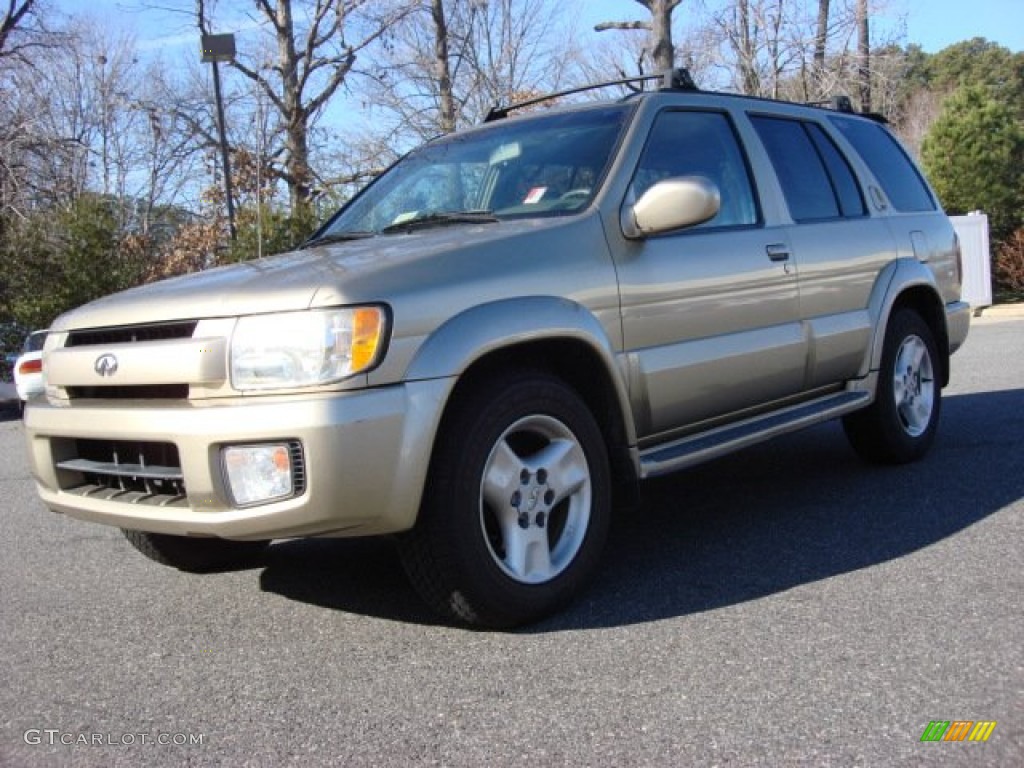 2002 QX4 4x4 - Golden Sand Metallic / Stone Beige photo #6
