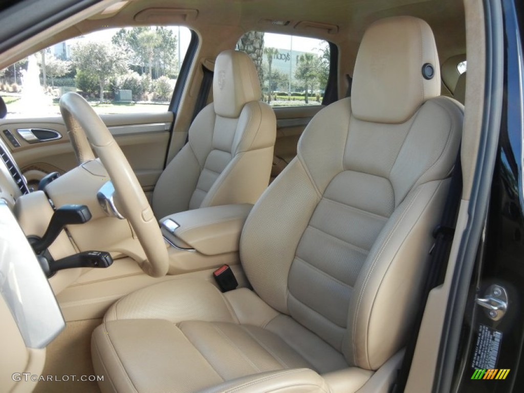 Luxor Beige Interior 2011 Porsche Cayenne Turbo Photo #59000050