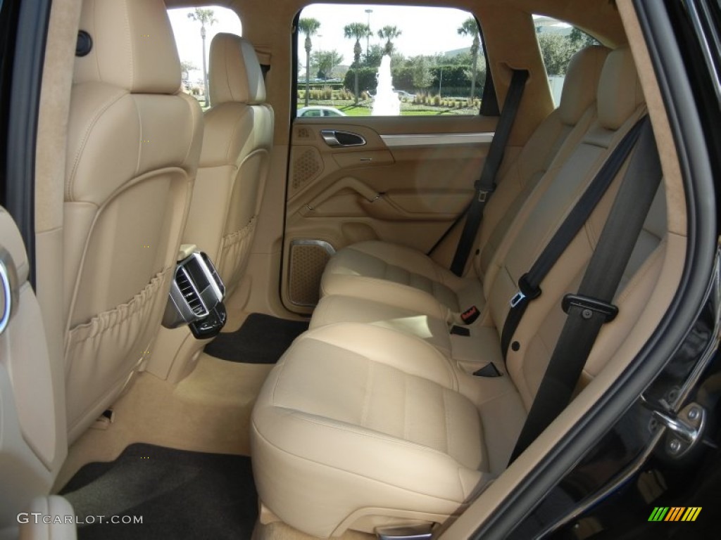 Luxor Beige Interior 2011 Porsche Cayenne Turbo Photo #59000062