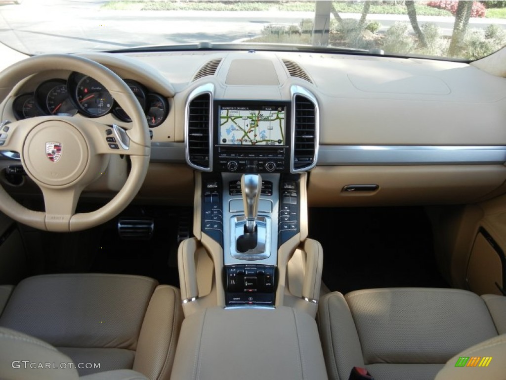 2011 Porsche Cayenne Turbo Luxor Beige Dashboard Photo #59000083