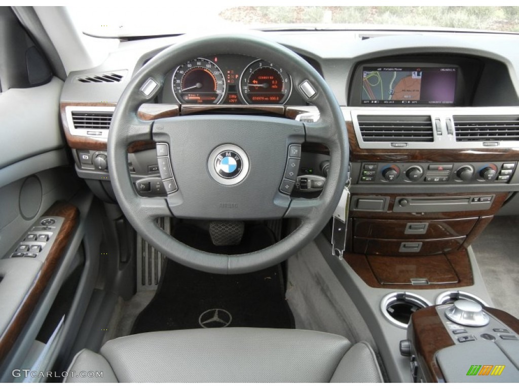 2005 BMW 7 Series 745i Sedan Basalt Grey/Flannel Grey Steering Wheel Photo #59000497
