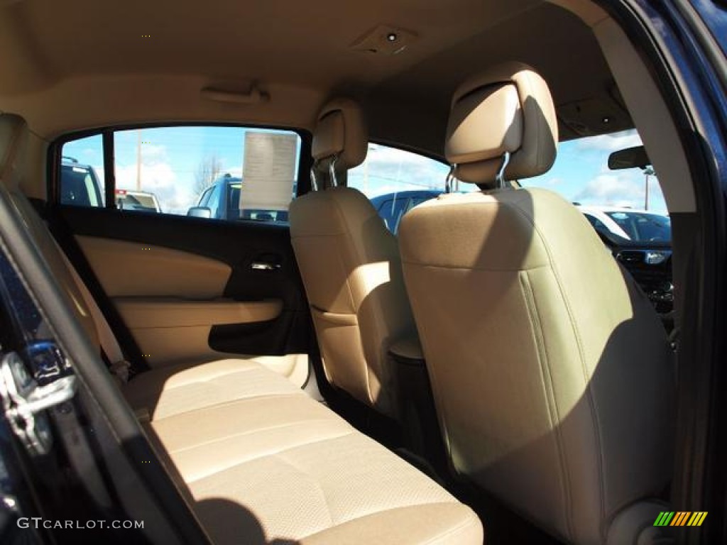 2011 200 Touring - Blackberry Pearl / Black/Light Frost Beige photo #9