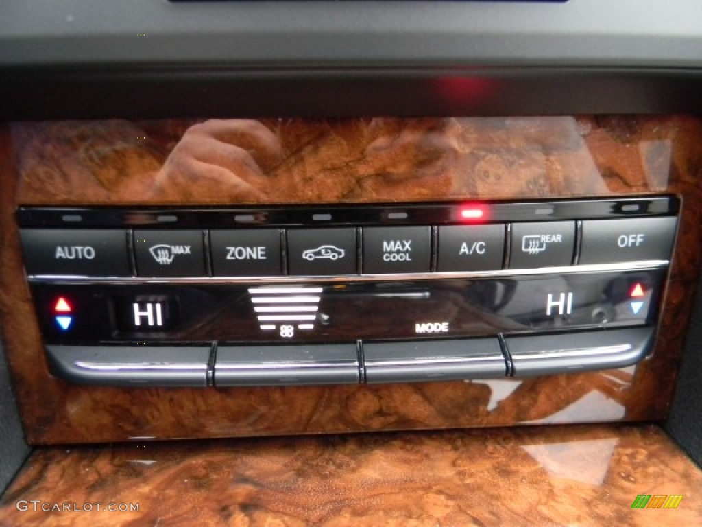 2011 Mercedes-Benz E 350 4Matic Sedan Controls Photo #59002445