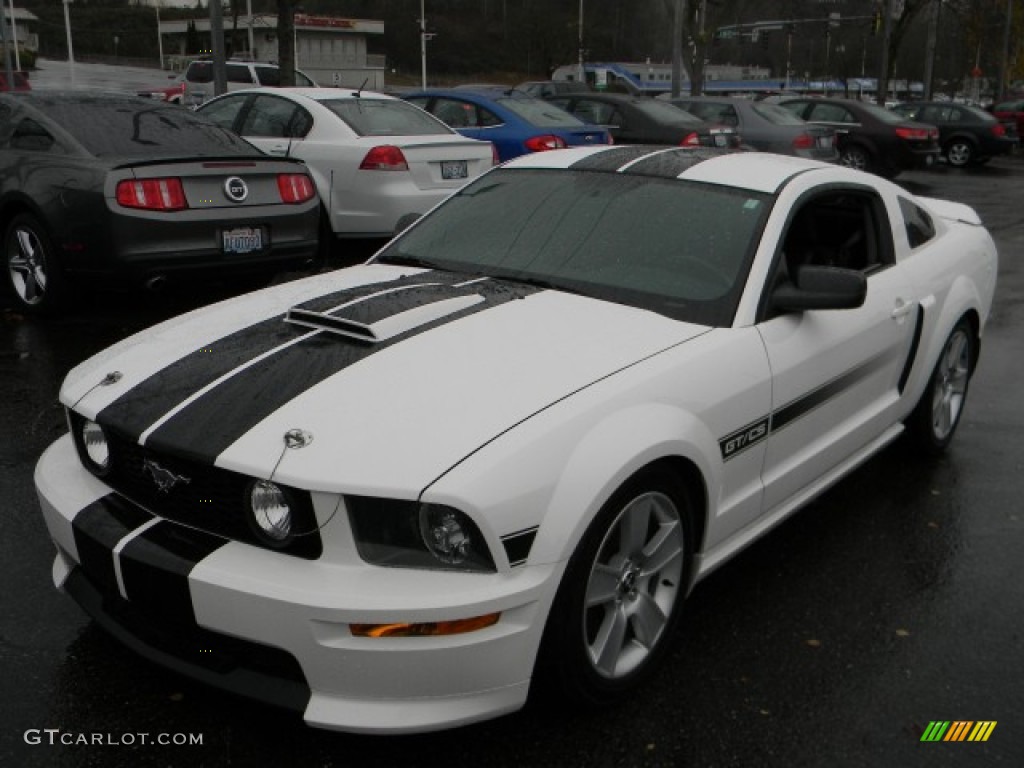 2008 Mustang GT/CS California Special Coupe - Performance White / Charcoal Black/Dove photo #1