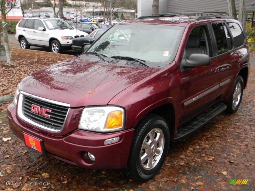 2004 Envoy SLT 4x4 - Monterey Maroon Metallic / Medium Pewter photo #1