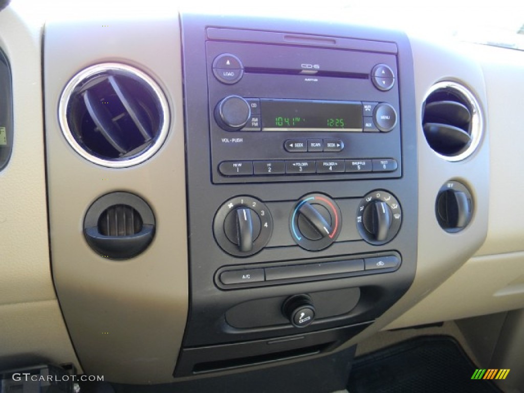 2006 F150 XLT SuperCrew - Oxford White / Medium/Dark Flint photo #11