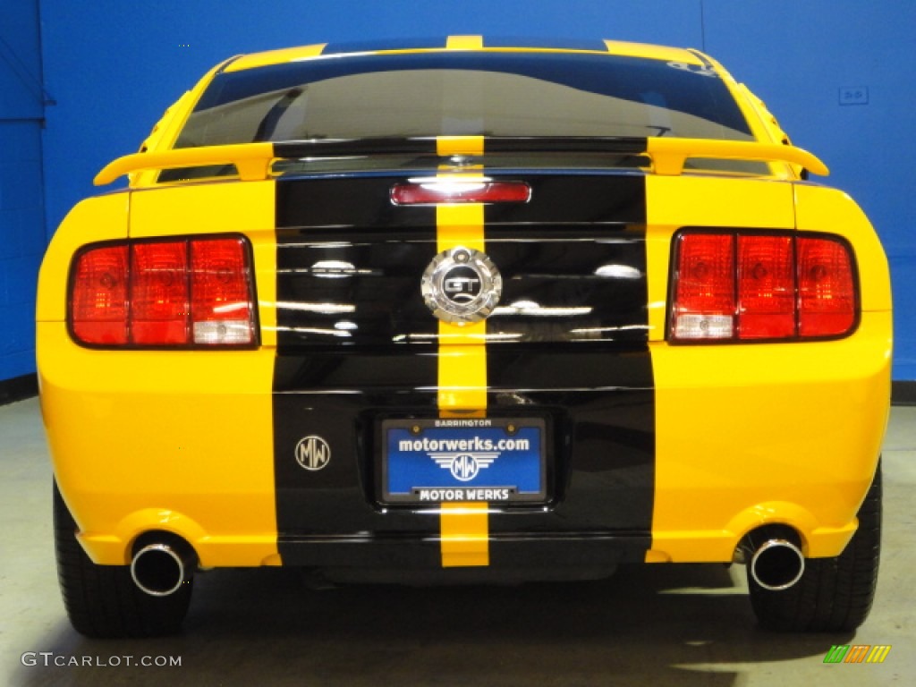 2007 Mustang GT Premium Coupe - Grabber Orange / Dark Charcoal photo #6