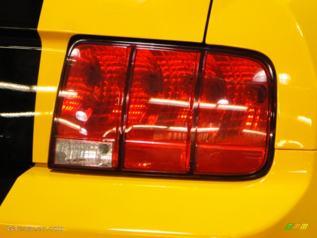 2007 Mustang GT Premium Coupe - Grabber Orange / Dark Charcoal photo #24