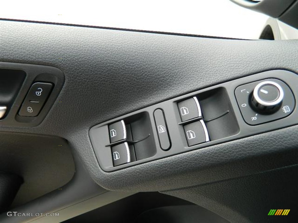 2011 Volkswagen Tiguan SEL Controls Photo #59006853