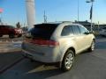 2007 Light Sage Metallic Lincoln MKX AWD  photo #3