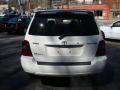Super White - Highlander V6 4WD Photo No. 4