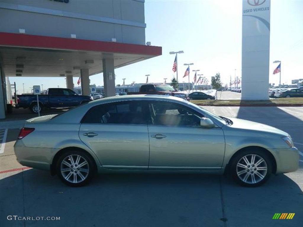 2005 Avalon Limited - Silver Pine Mica / Ivory photo #2