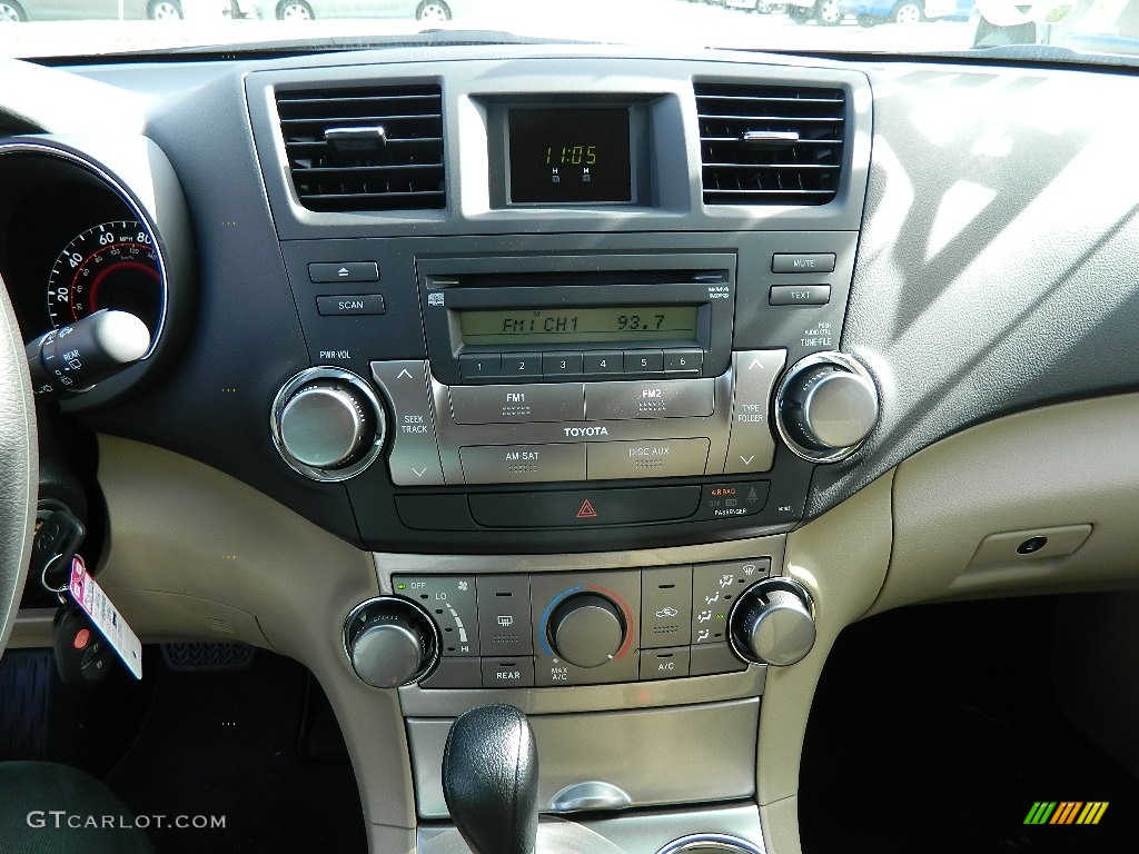 2012 Highlander  - Cypress Green Pearl / Sand Beige photo #14