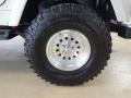 2000 Jeep Wrangler Sport 4x4 Wheel and Tire Photo